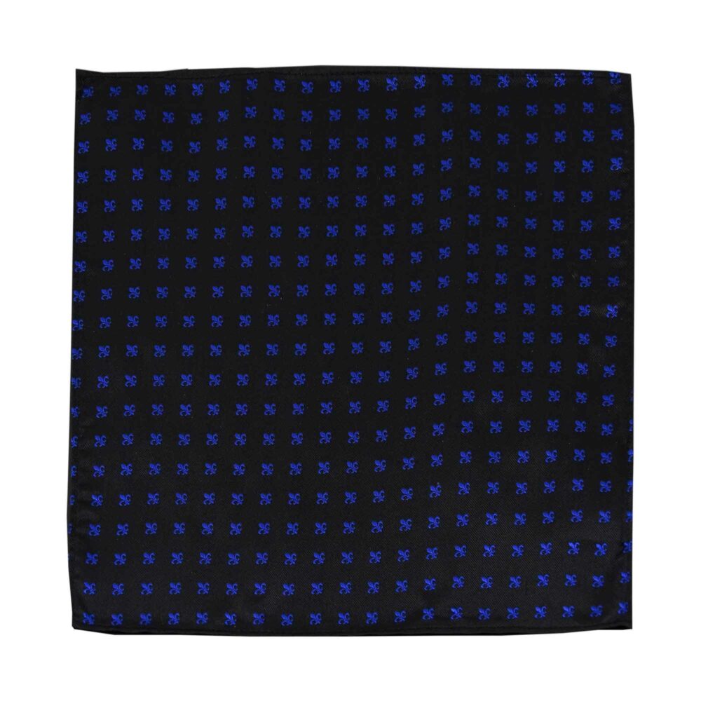 X001C1BSYL_Lenço_de_bolso_25x25_Seda_Fleur_de_Lis_preto_azul_1_BR.jpg