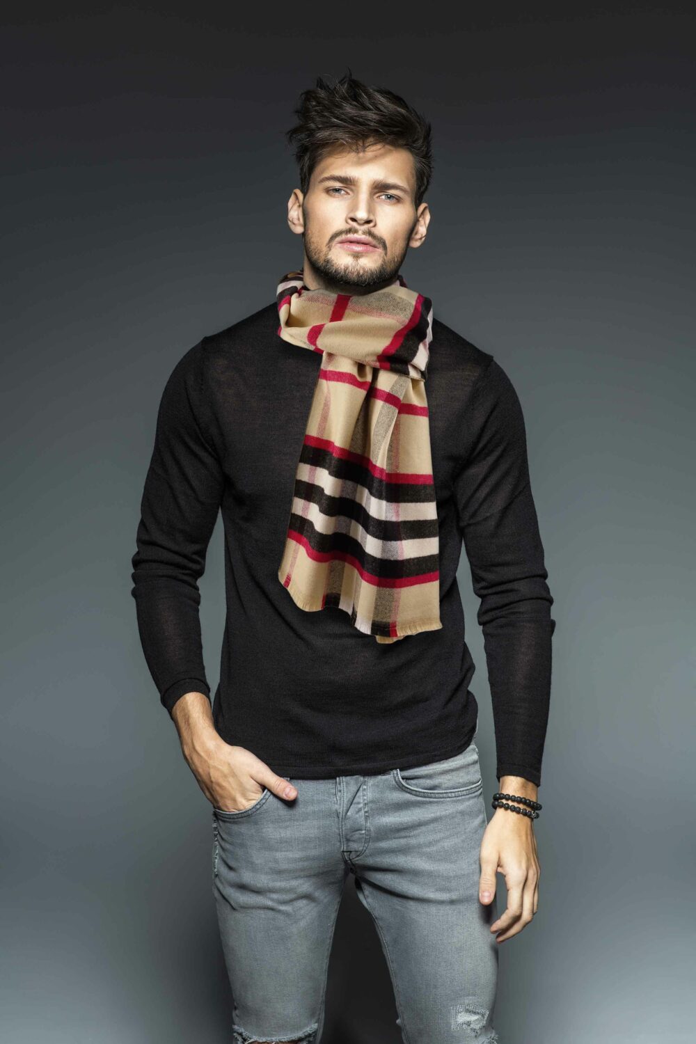 X001MUCL75_Winter_scarf_Burberrys_Silk_30x180_10_BR.jpg